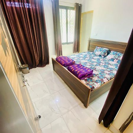 Nirupam Sadan Homestay Vrindāvan 外观 照片