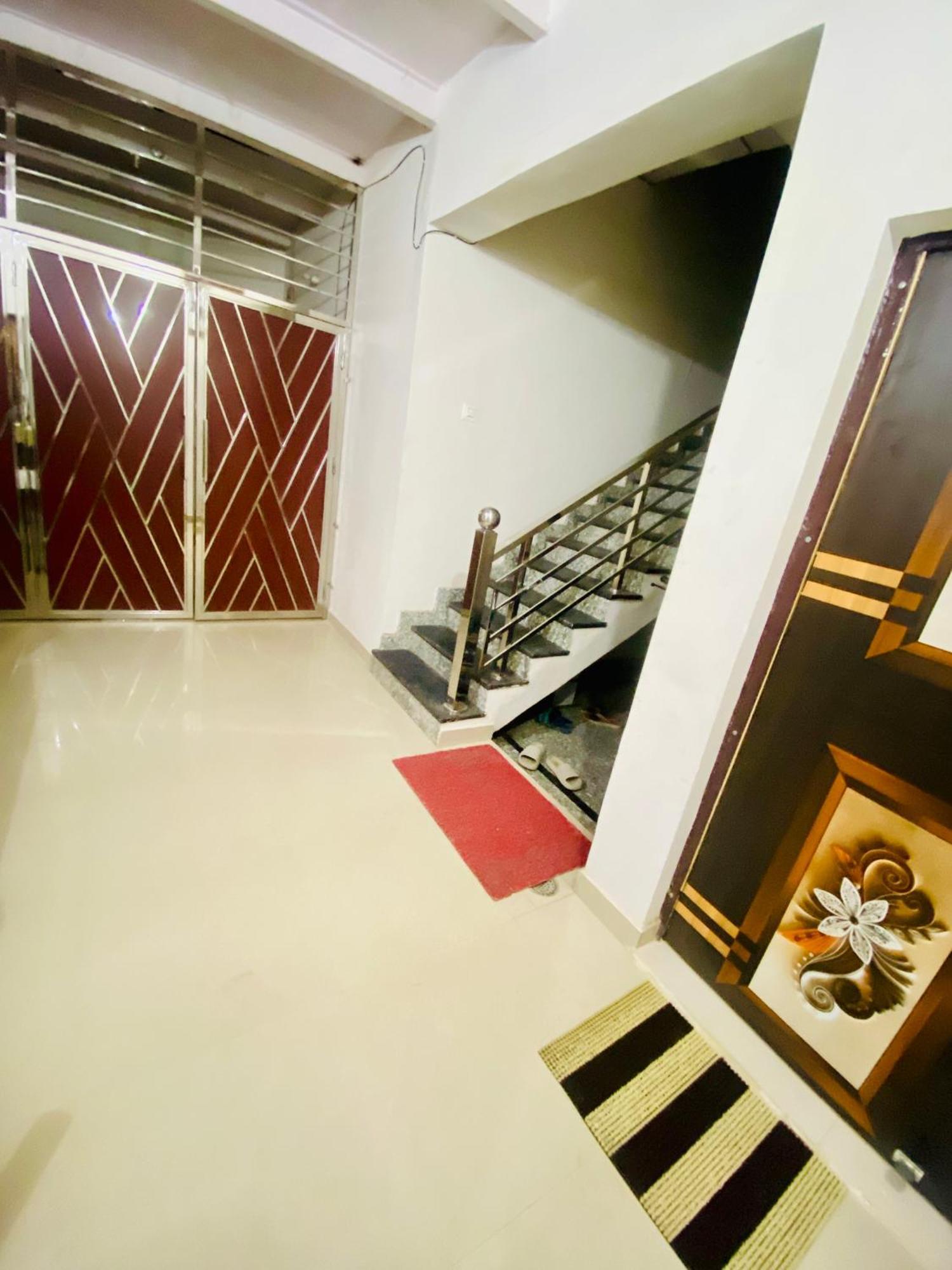 Nirupam Sadan Homestay Vrindāvan 外观 照片