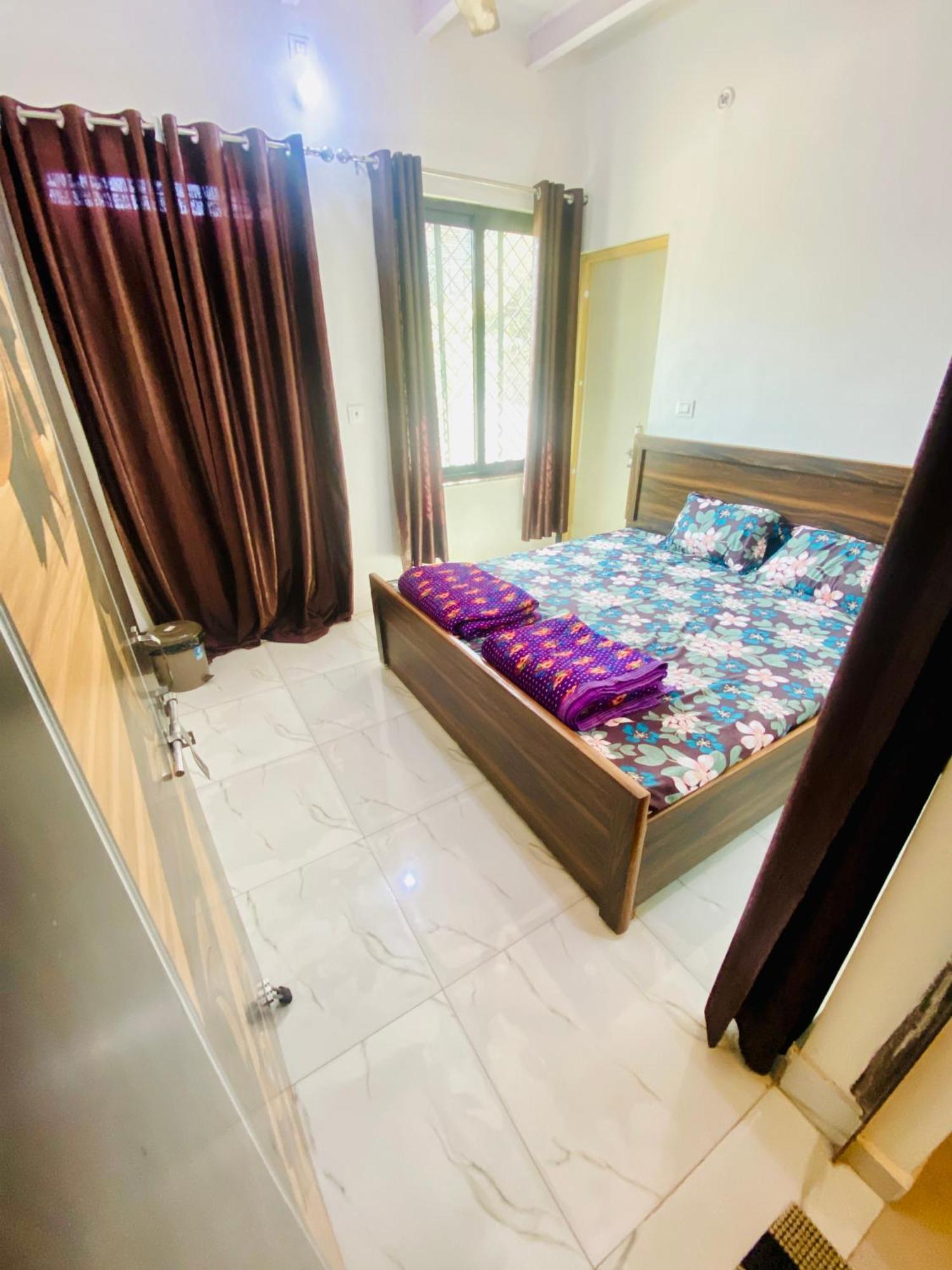 Nirupam Sadan Homestay Vrindāvan 外观 照片