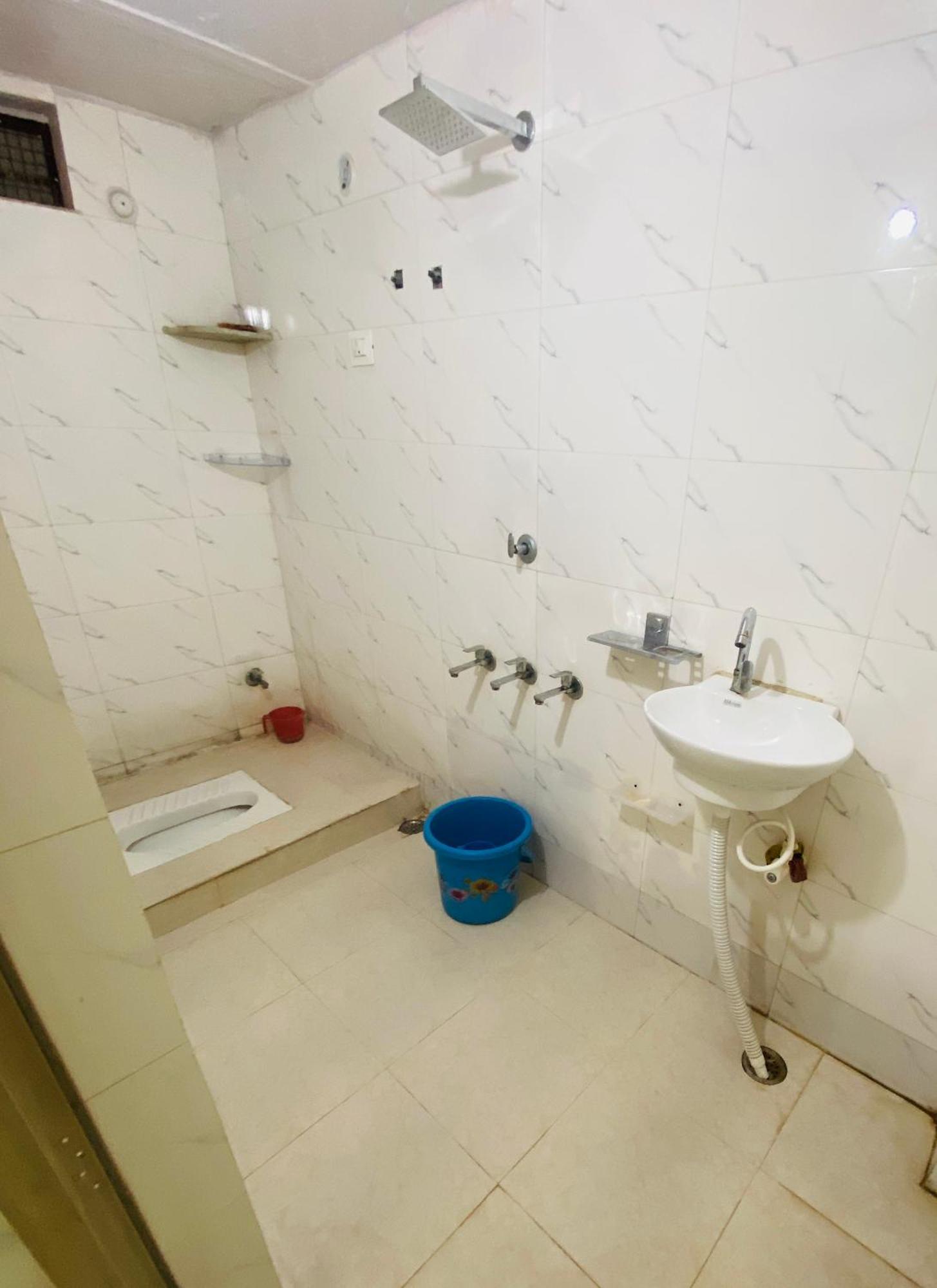 Nirupam Sadan Homestay Vrindāvan 外观 照片
